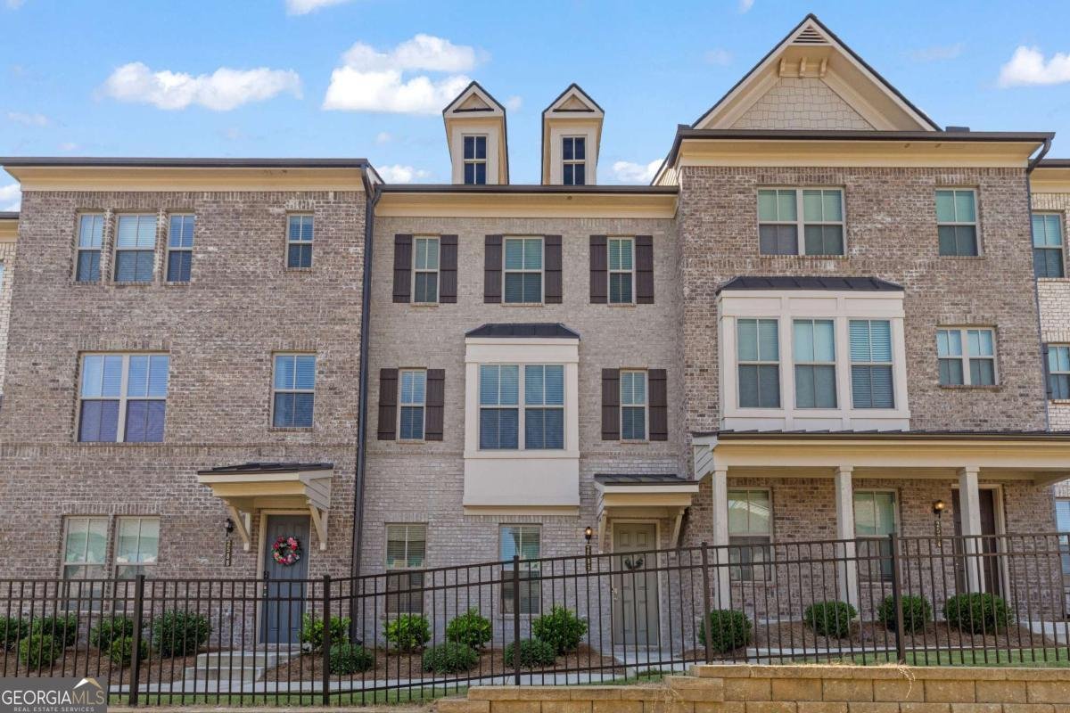 2586 Red Alder Alley Atlanta - 1