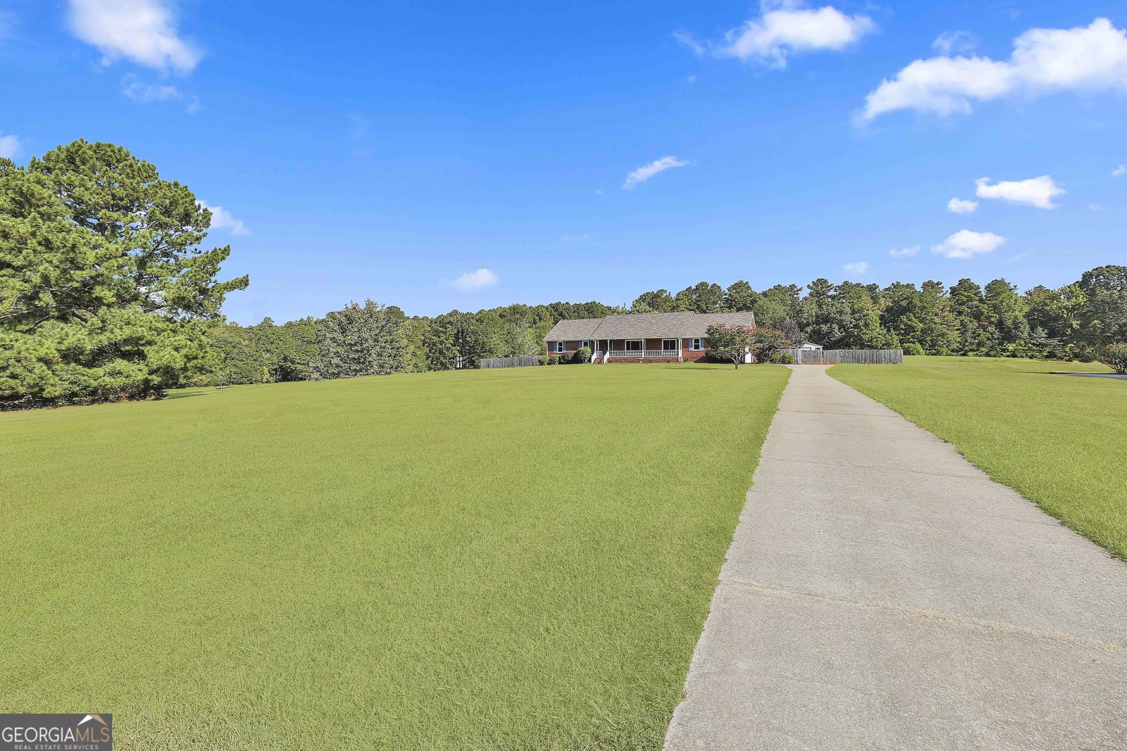 100 Cherokee Place Fayetteville - 2