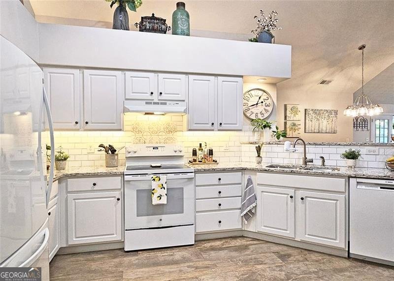 3766 Vineyards Lake Circle Kennesaw - 3