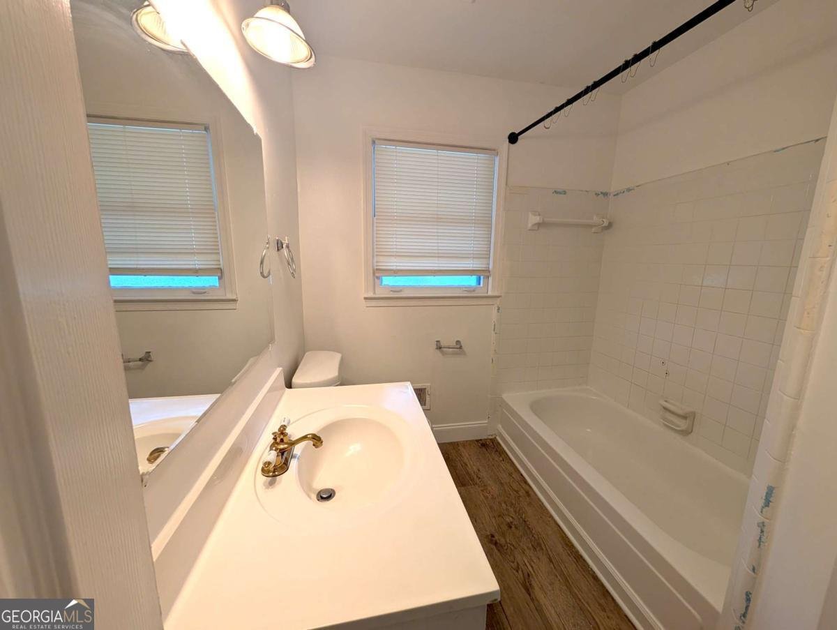 5243 Joan Of Arc Place Atlanta - 8
