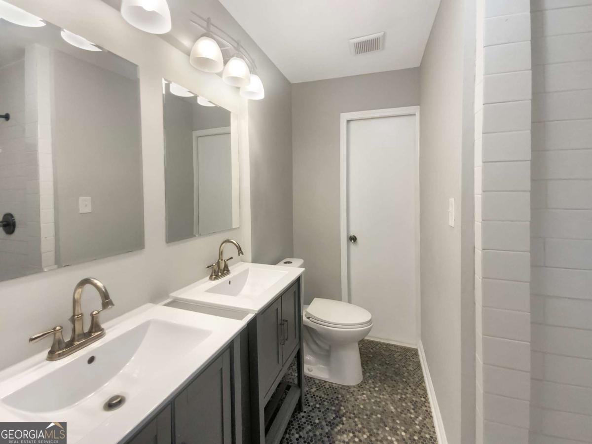 1819 Rosewood Road Decatur - 8