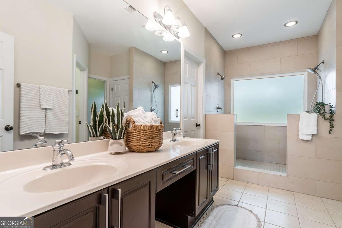 200 Red Gate Terrace Canton - 29