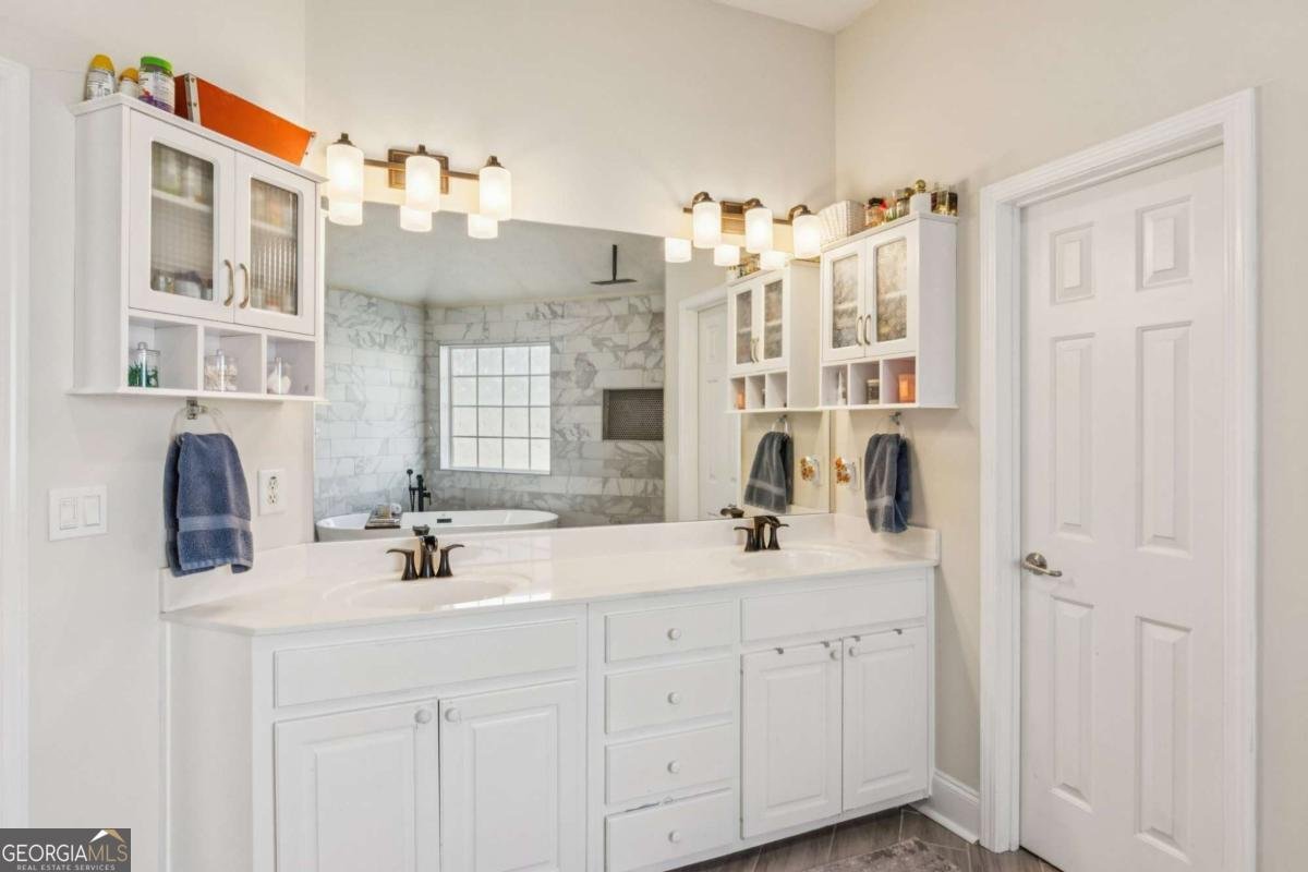 1221 FOUNTAIN HEAD Court Lawrenceville - 21