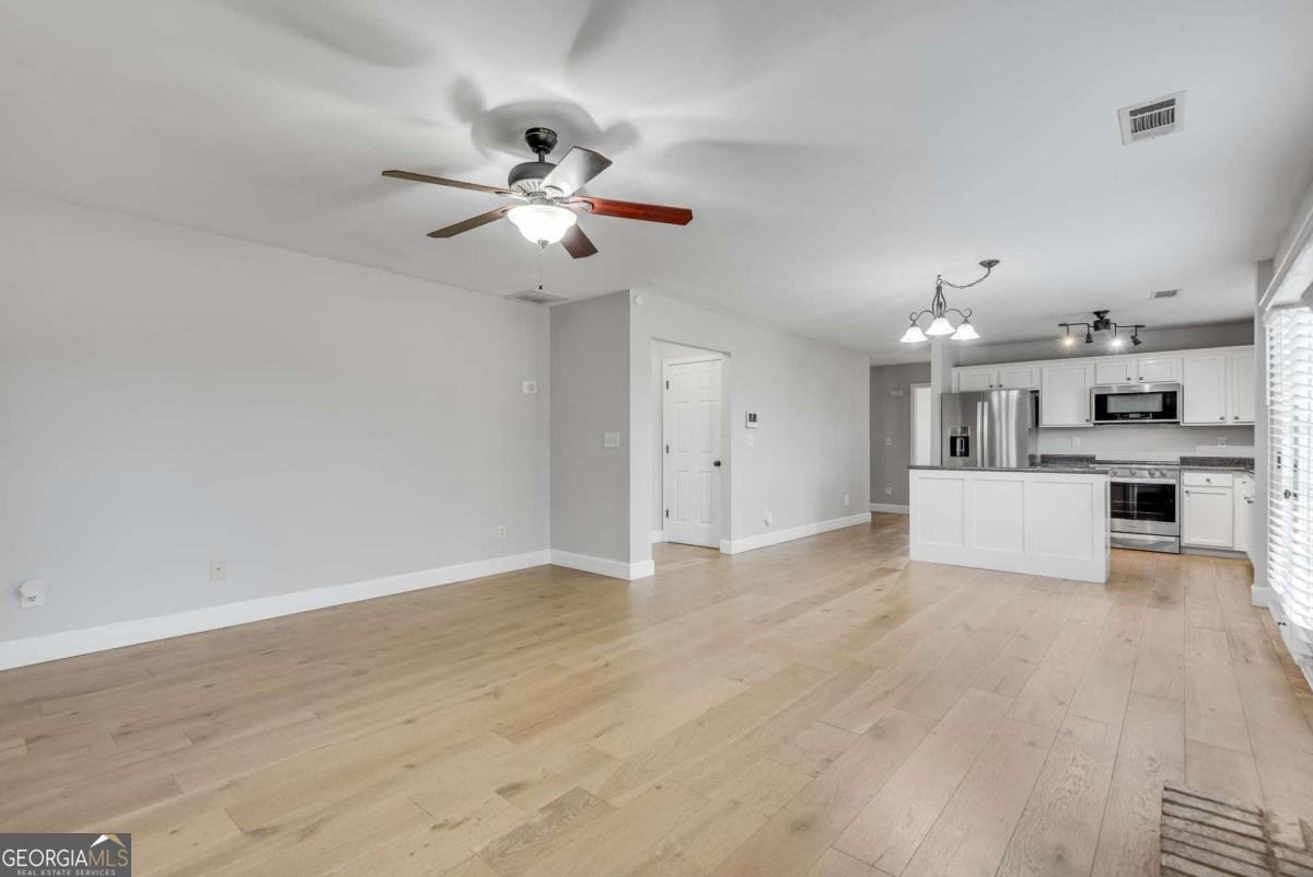 3675 Crescent Walk Lane Suwanee - 23