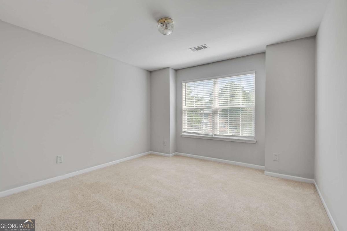 3675 Crescent Walk Lane Suwanee - 24