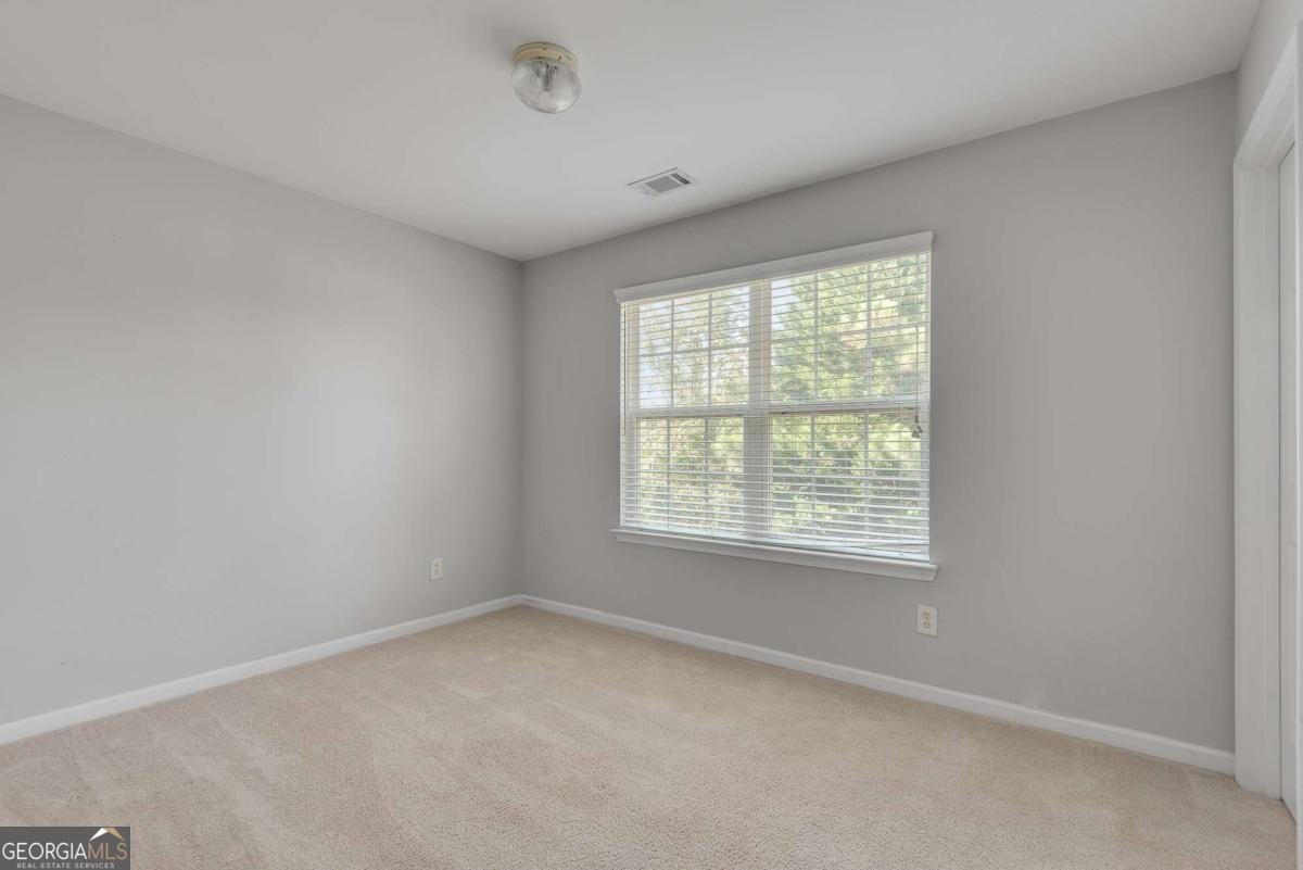 3675 Crescent Walk Lane Suwanee - 33