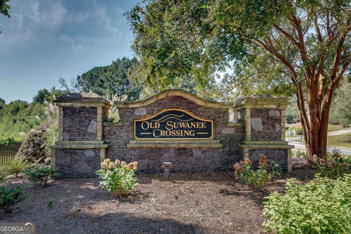 3675 Crescent Walk Lane Suwanee - 43