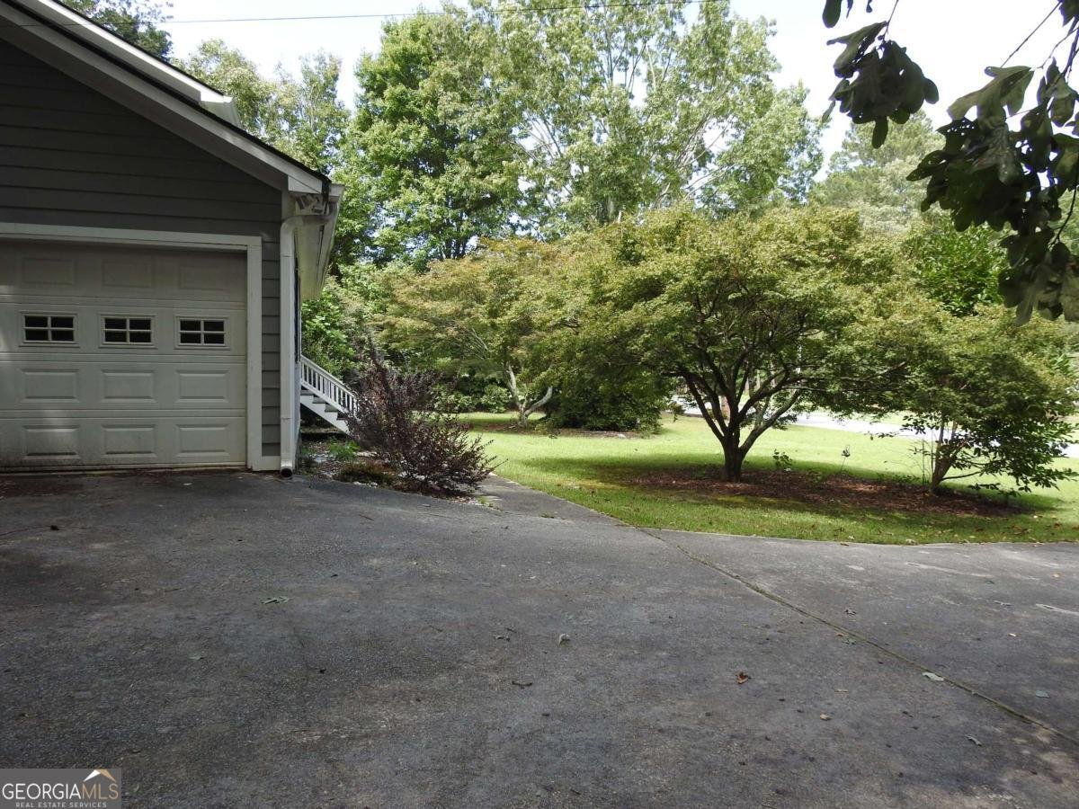3487 Samantha Drive Buford - 11