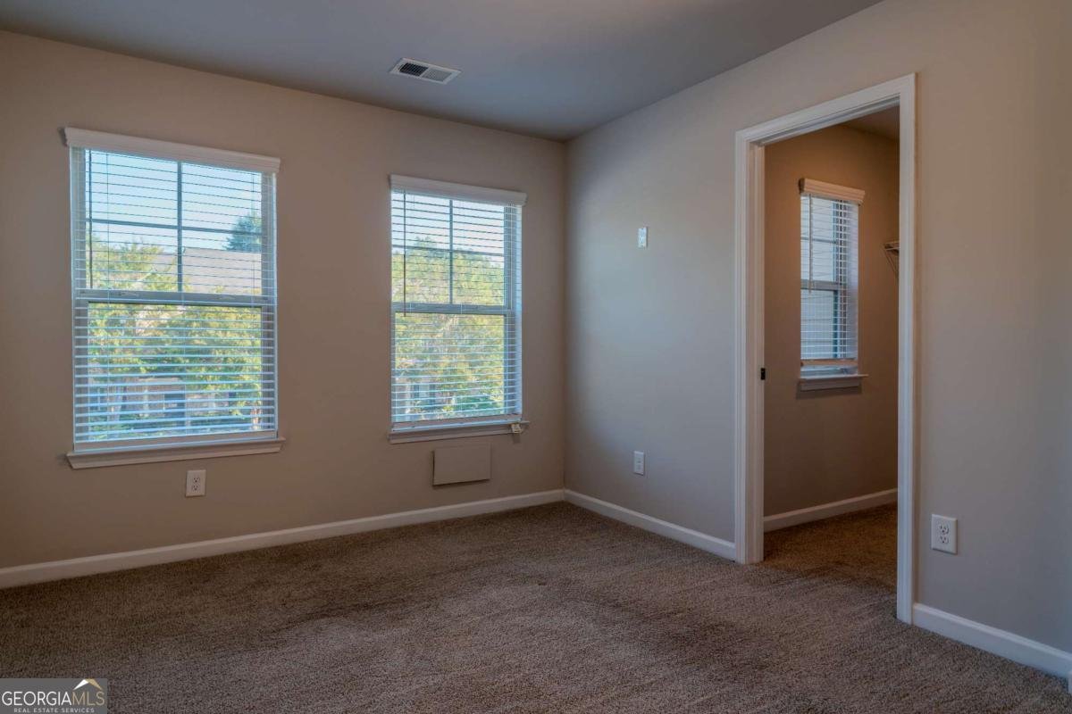 3111 Bayrose Circle East Point - 17