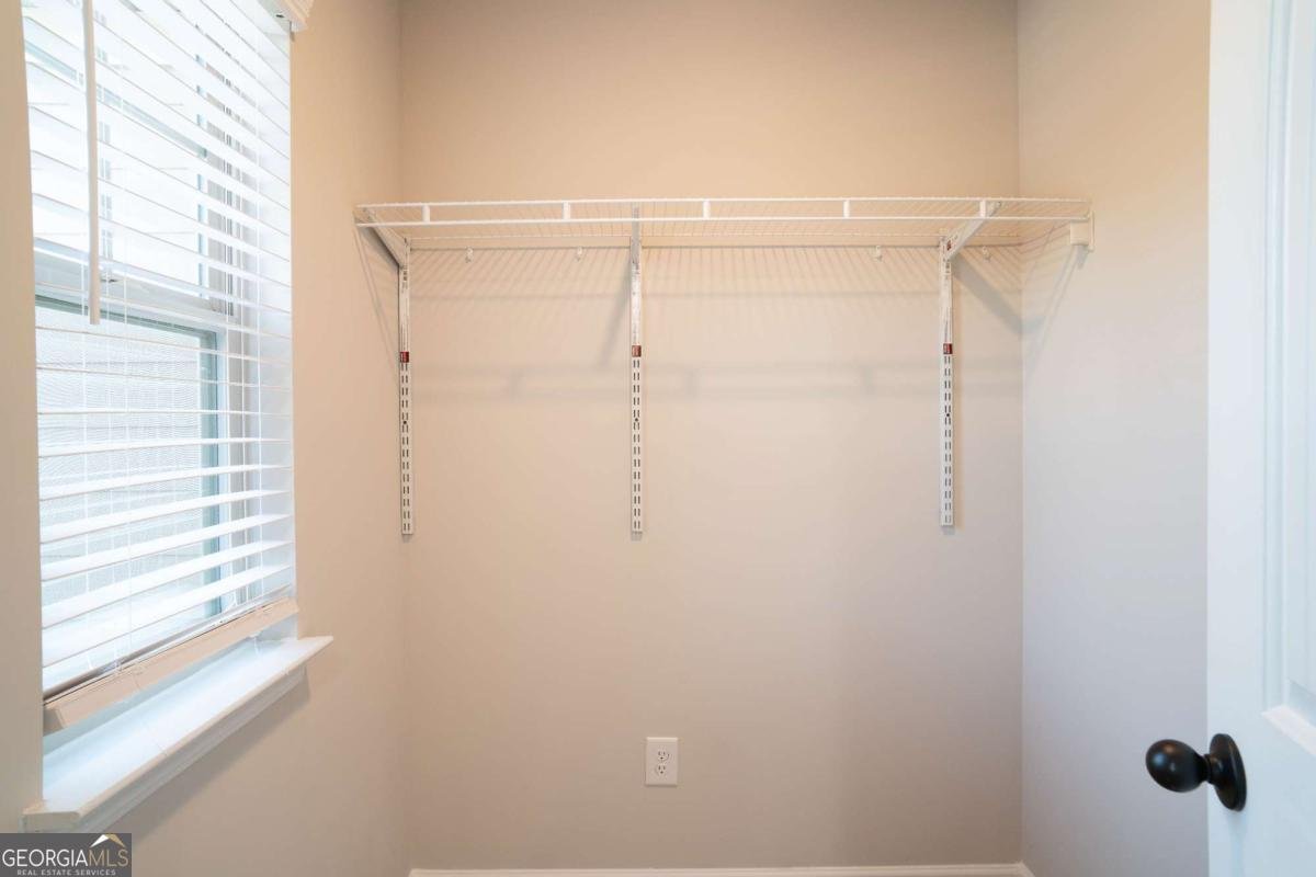 3111 Bayrose Circle East Point - 19