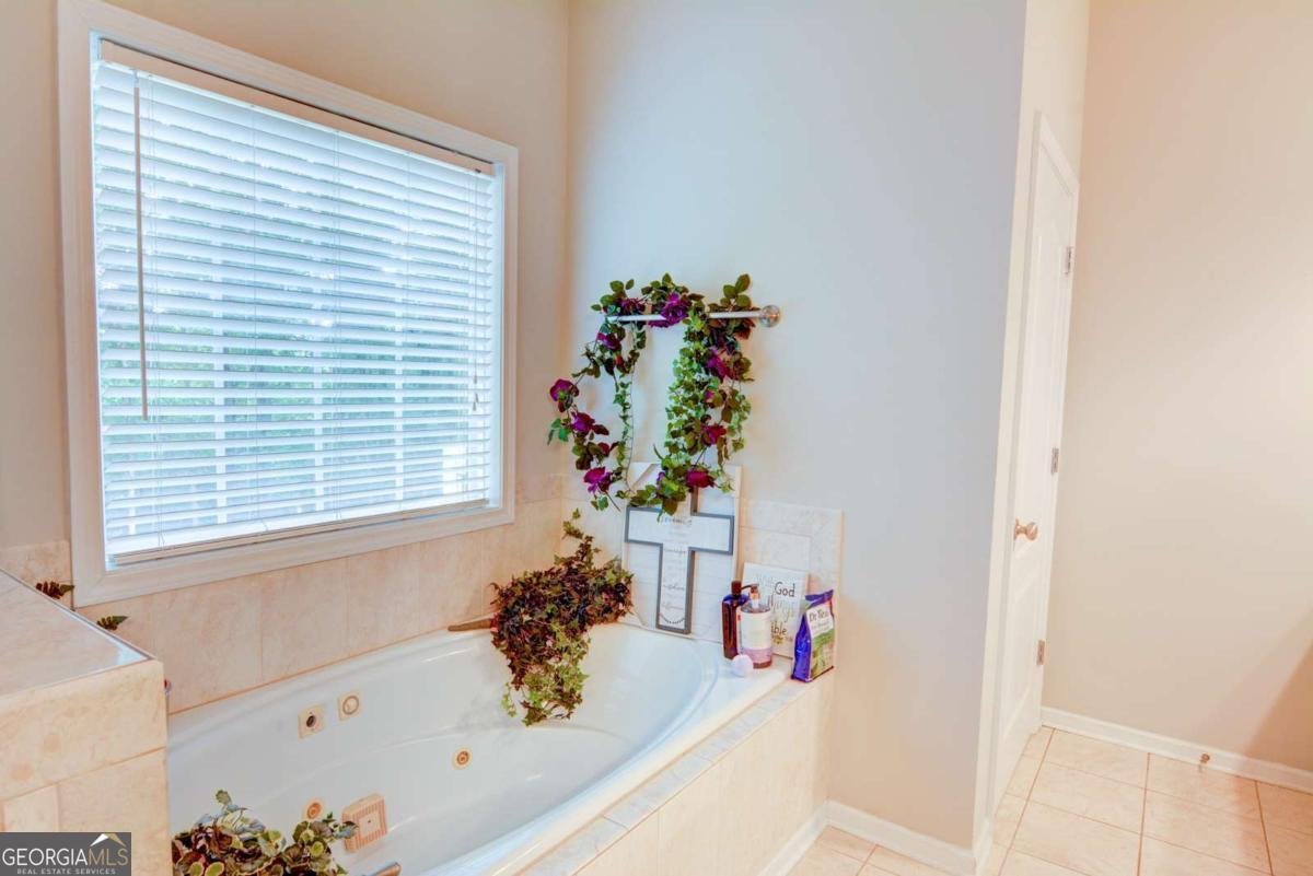 560 Clearbrook Drive Covington - 30