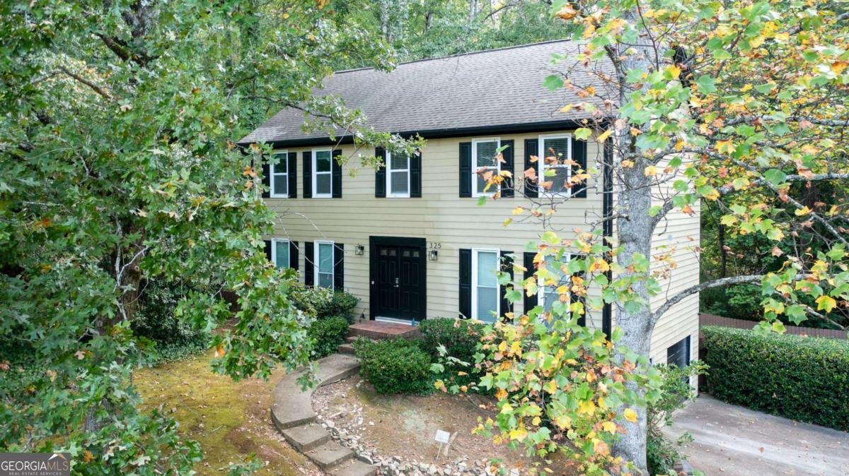325 Farm Trace Roswell - 1
