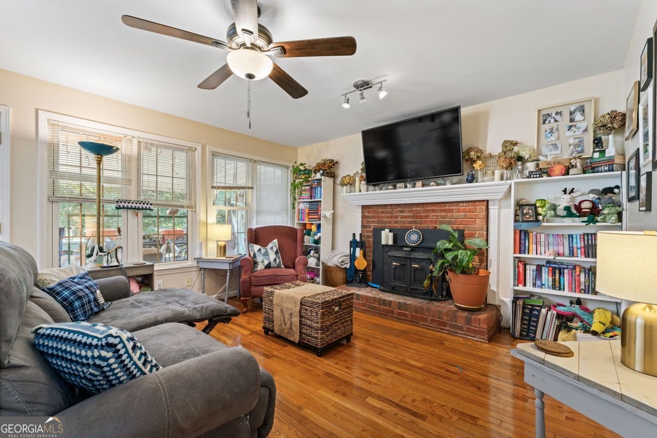 121 Wynn Drive Hampton - 13