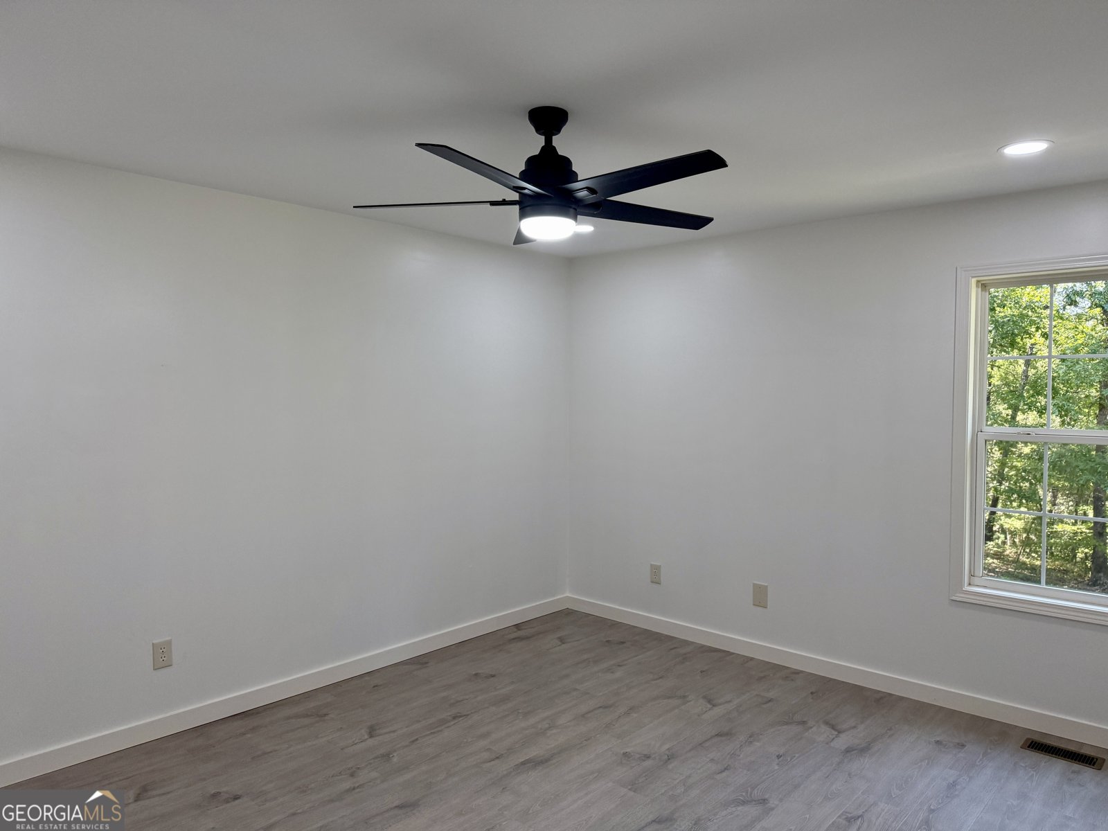 4368 Ed Henson Road Gainesville - 23