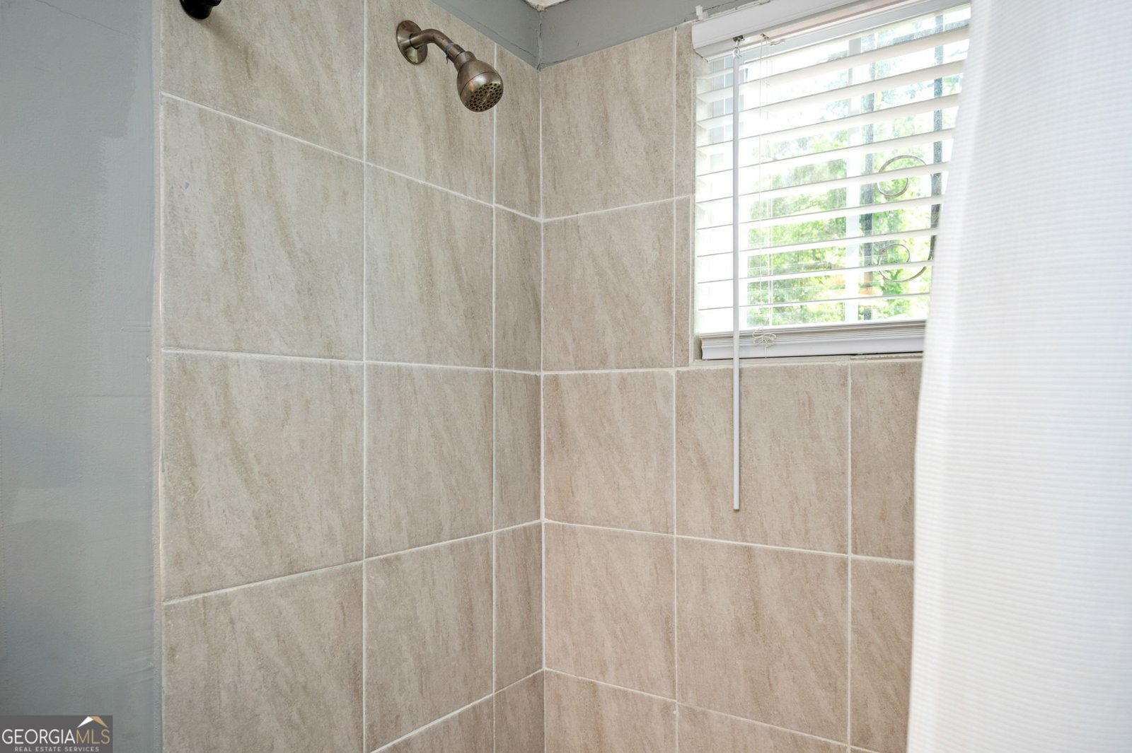 3479 Thompson Drive Atlanta - 25