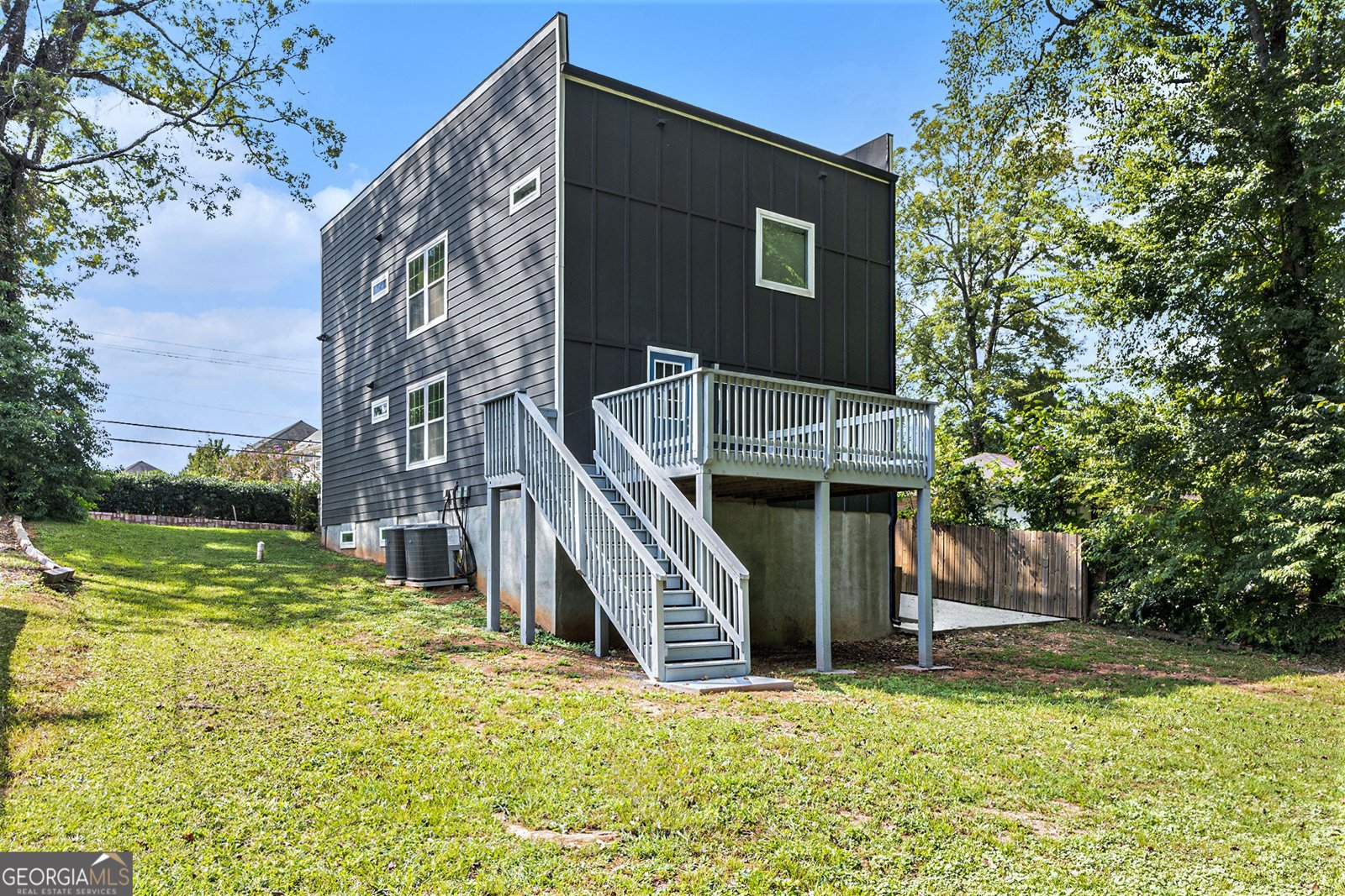 2500 Old Hapeville Road Atlanta - 24