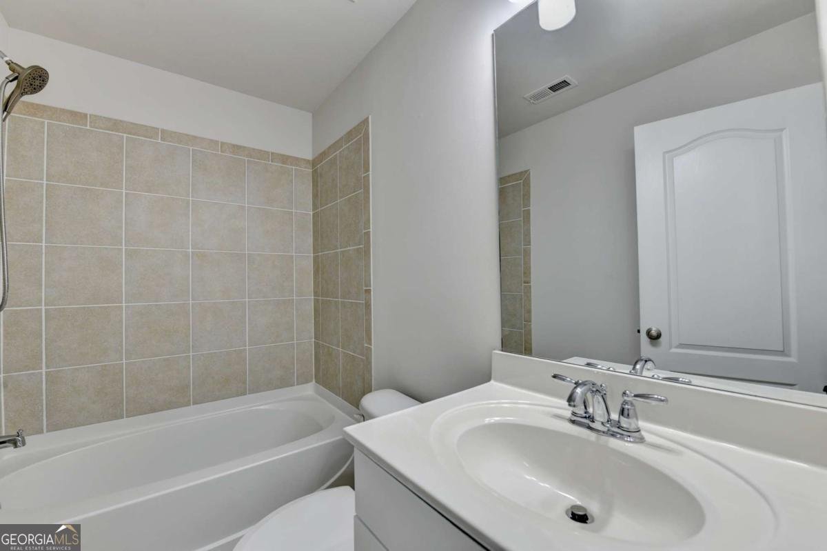 5245 Whiteoak Avenue Smyrna - 39