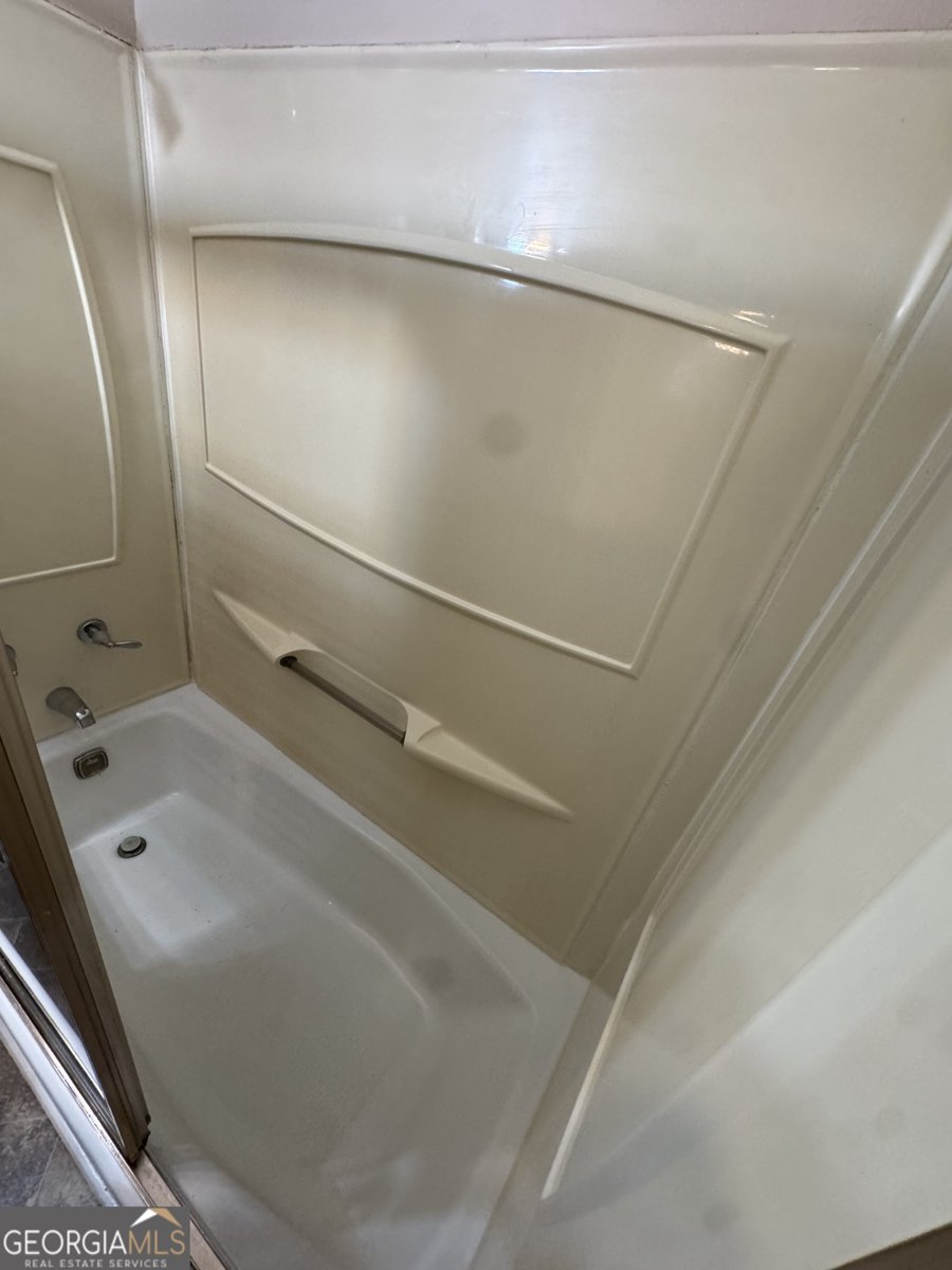 812 Elm Street Lagrange - 10
