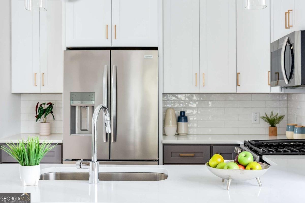 1697 Thomas Street Decatur - 17