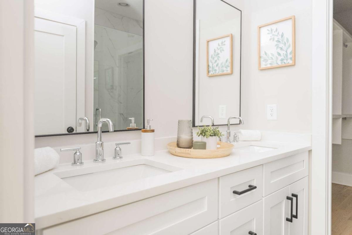 1697 Thomas Street Decatur - 32