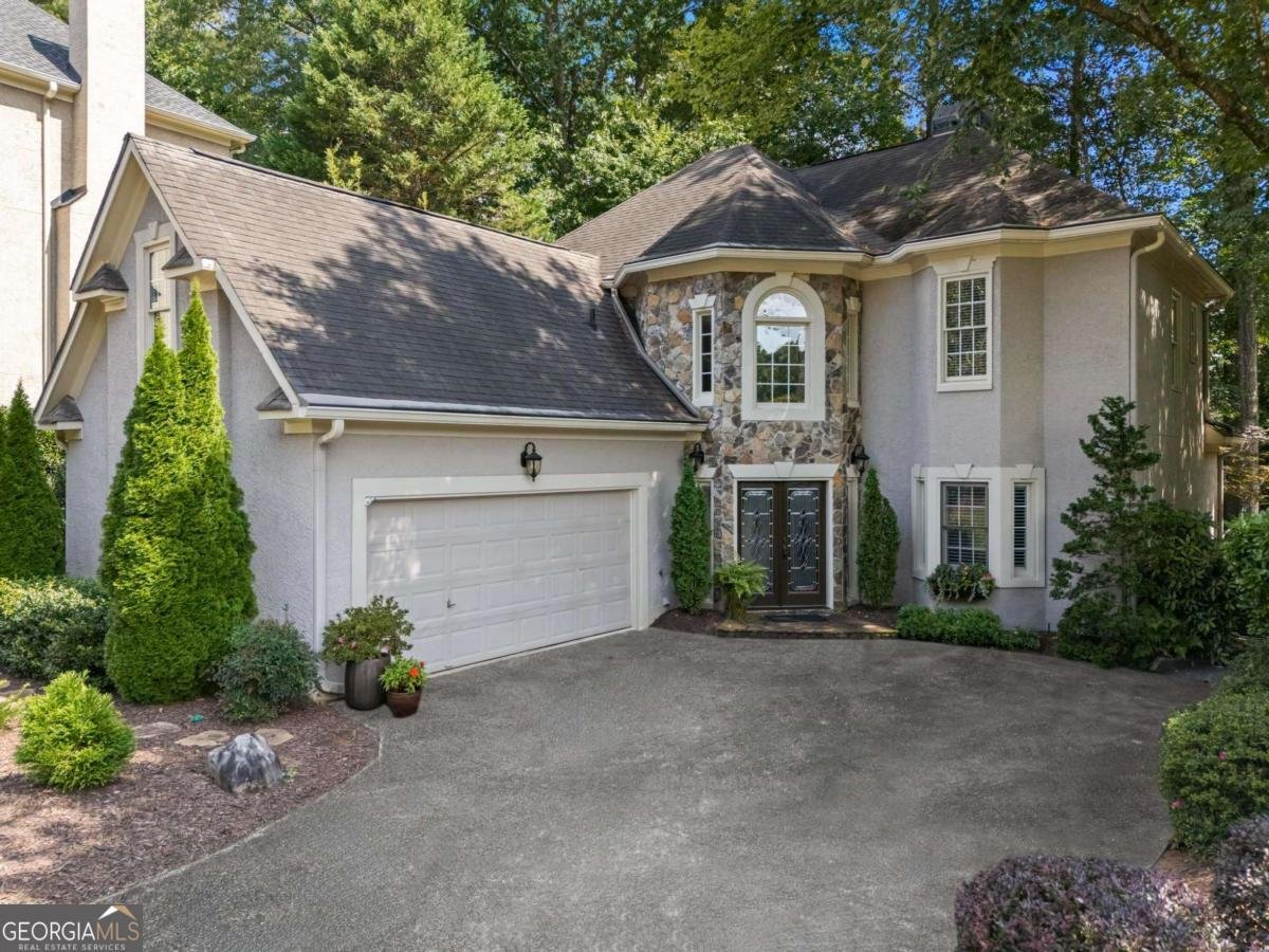 613 Villa Estates Lane Woodstock - 1