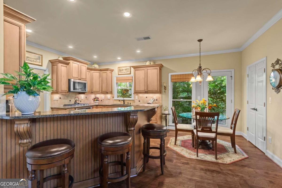 613 Villa Estates Lane Woodstock - 11