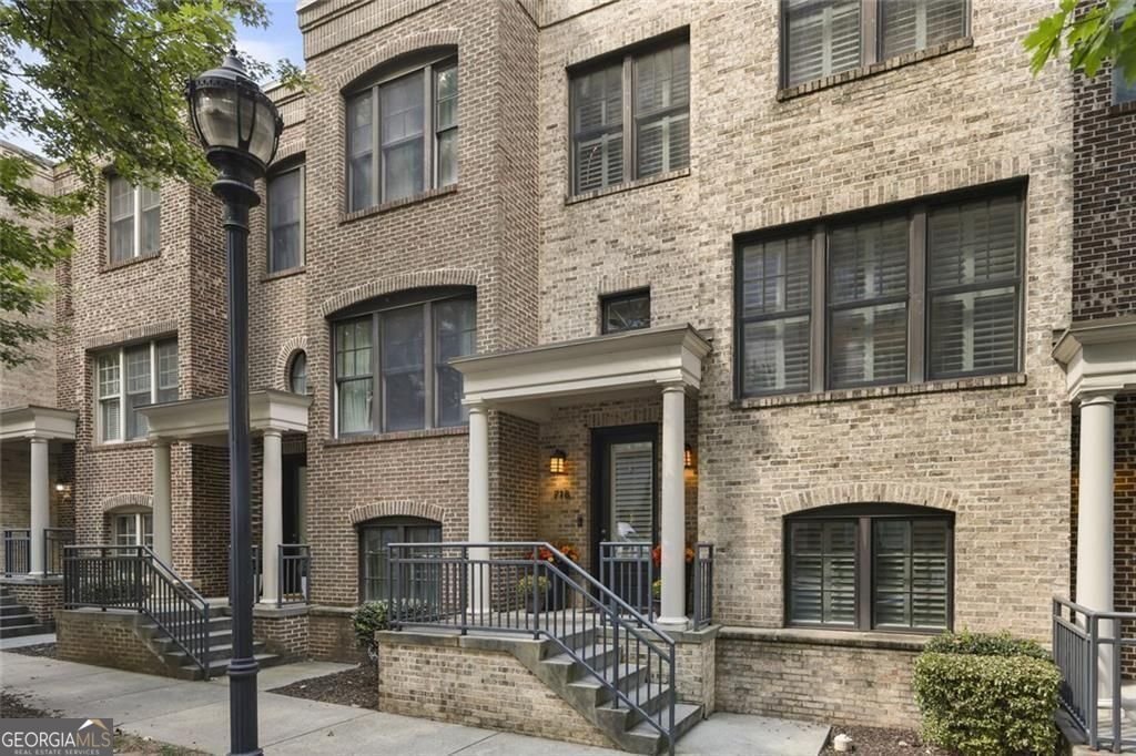 718 Cosmopolitan Drive Atlanta - 1