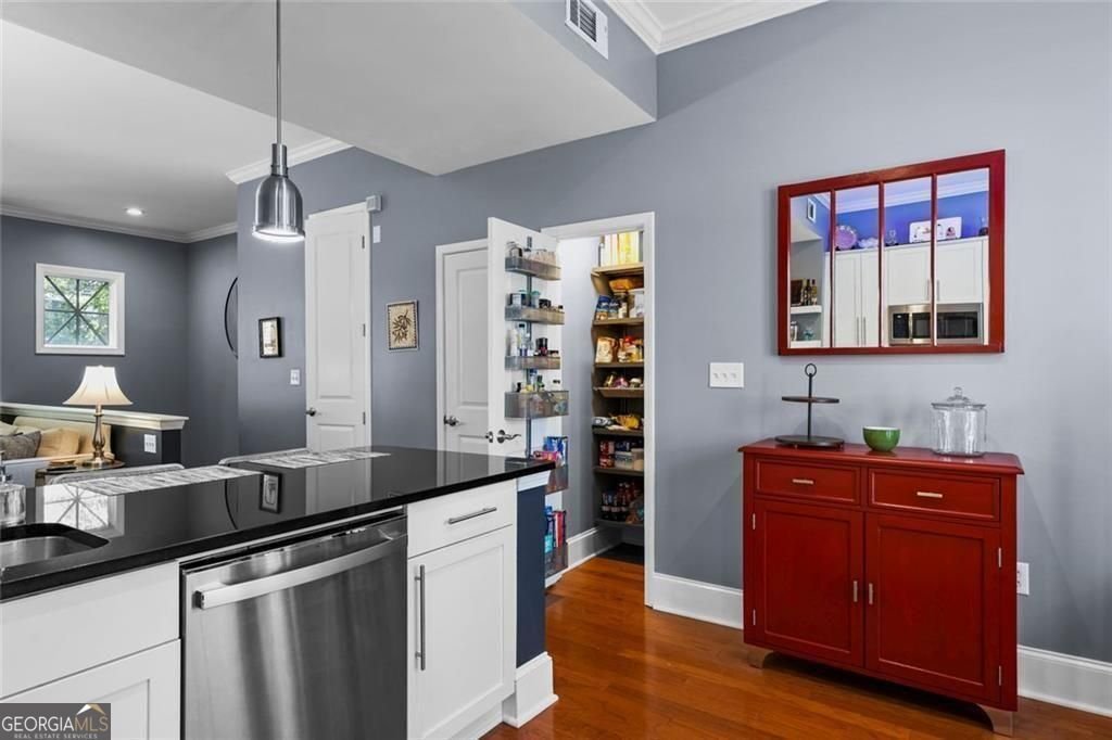 718 Cosmopolitan Drive Atlanta - 15