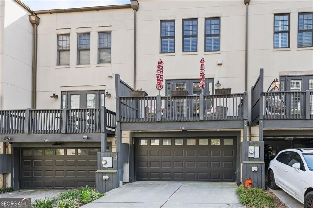 718 Cosmopolitan Drive Atlanta - 31