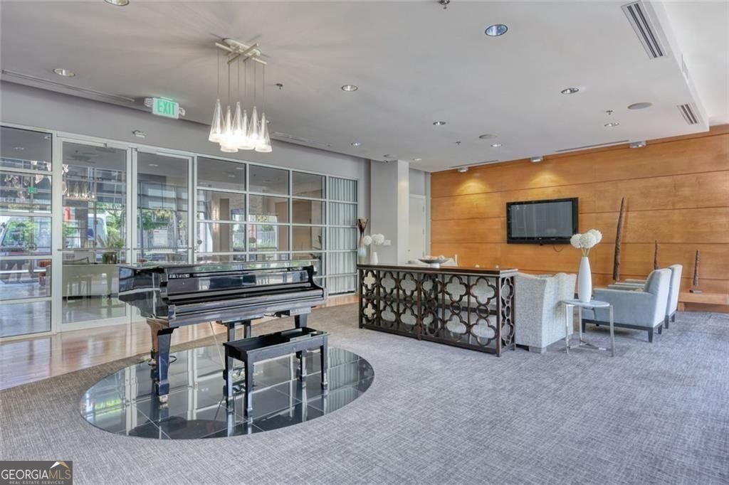 718 Cosmopolitan Drive Atlanta - 35