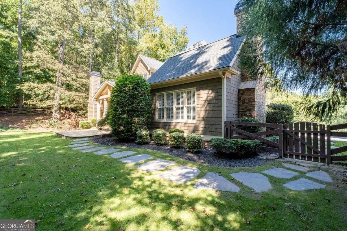 11180 WEST Road Roswell - 37