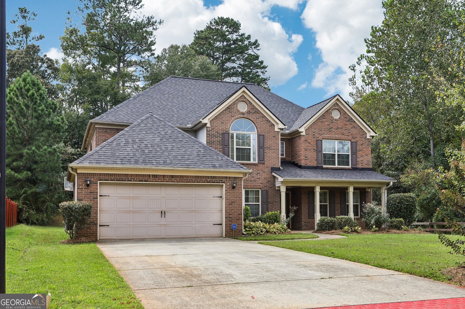 2802 Village Park Drive Ellenwood - 1