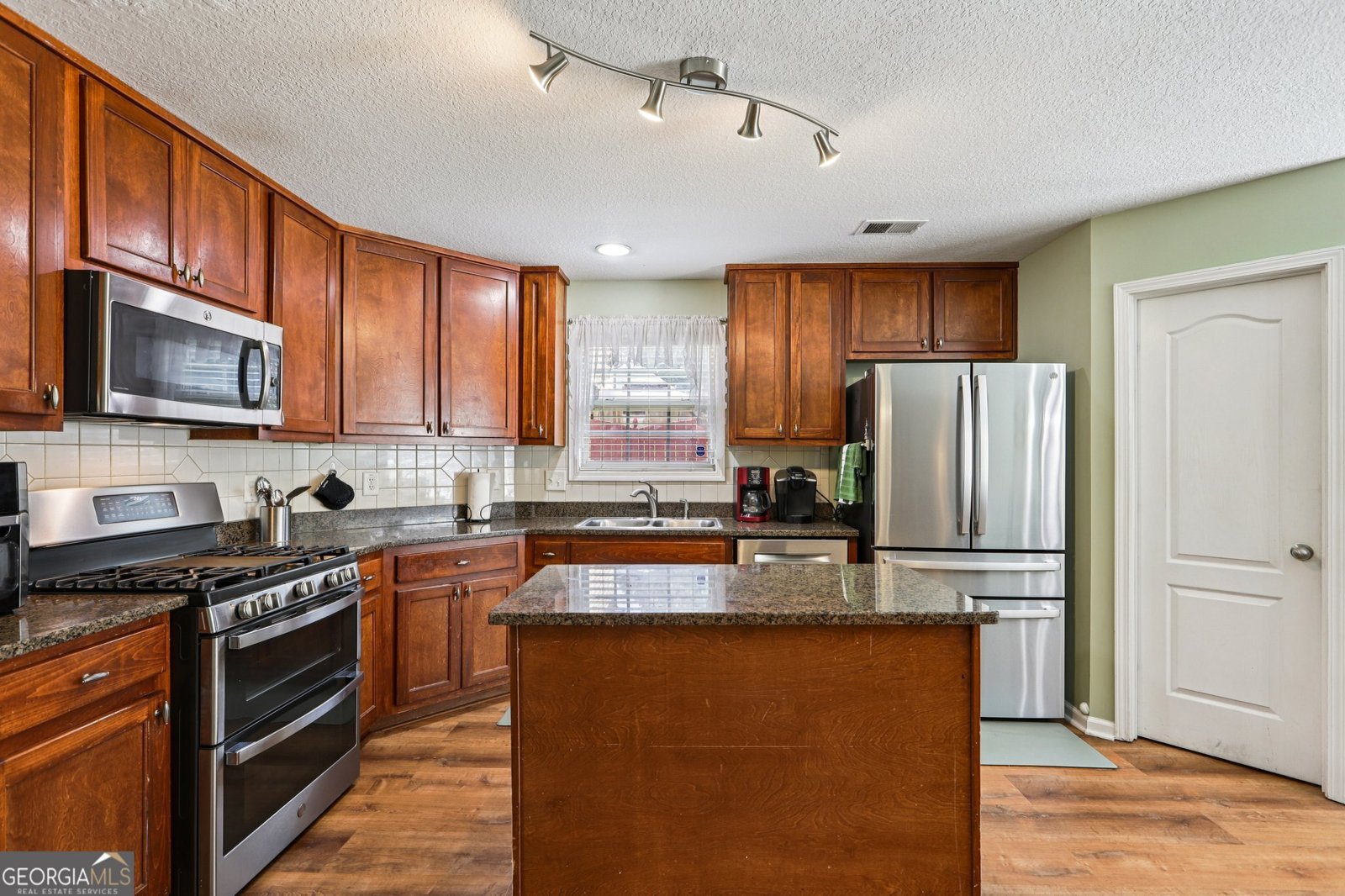 2802 Village Park Drive Ellenwood - 4