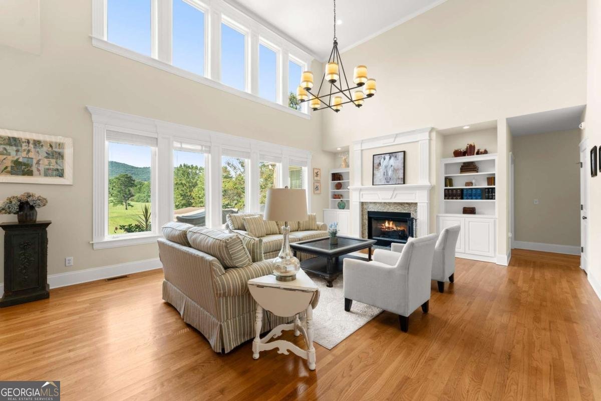 526 Orchard Drive Clarkesville - 23