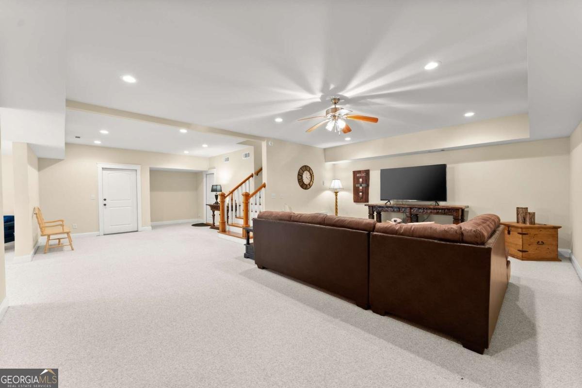 526 Orchard Drive Clarkesville - 52