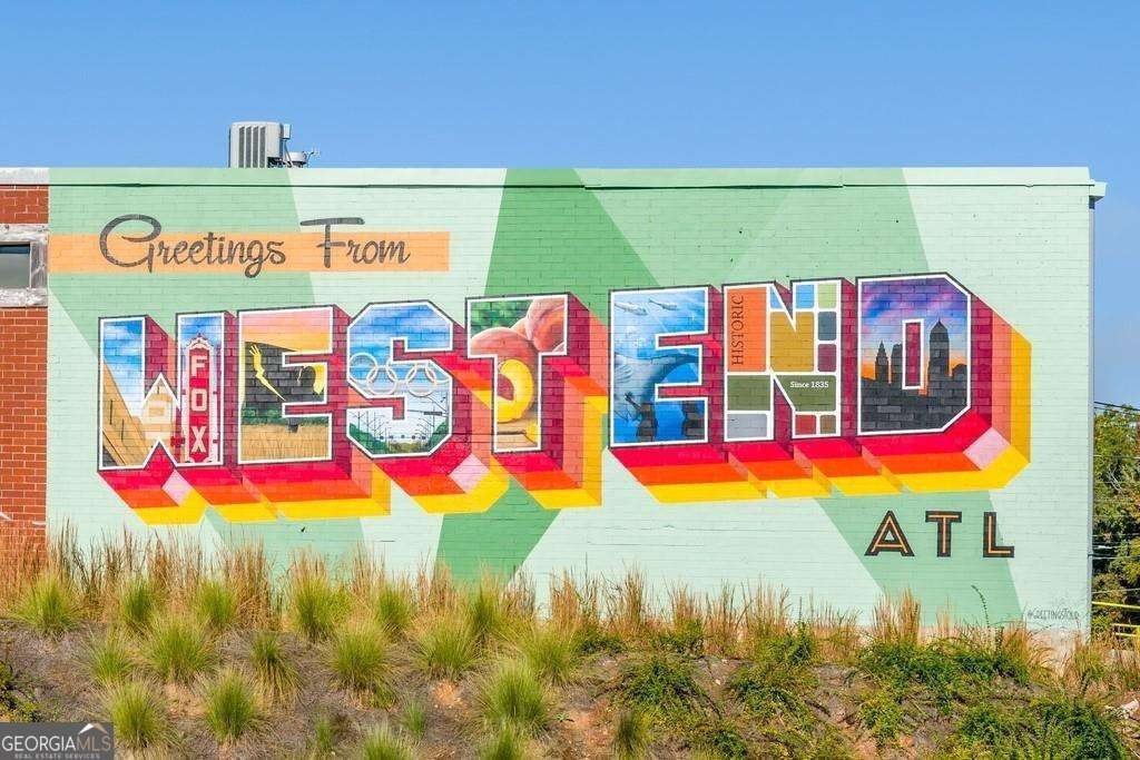 1041 White Oak Avenue Atlanta - 34