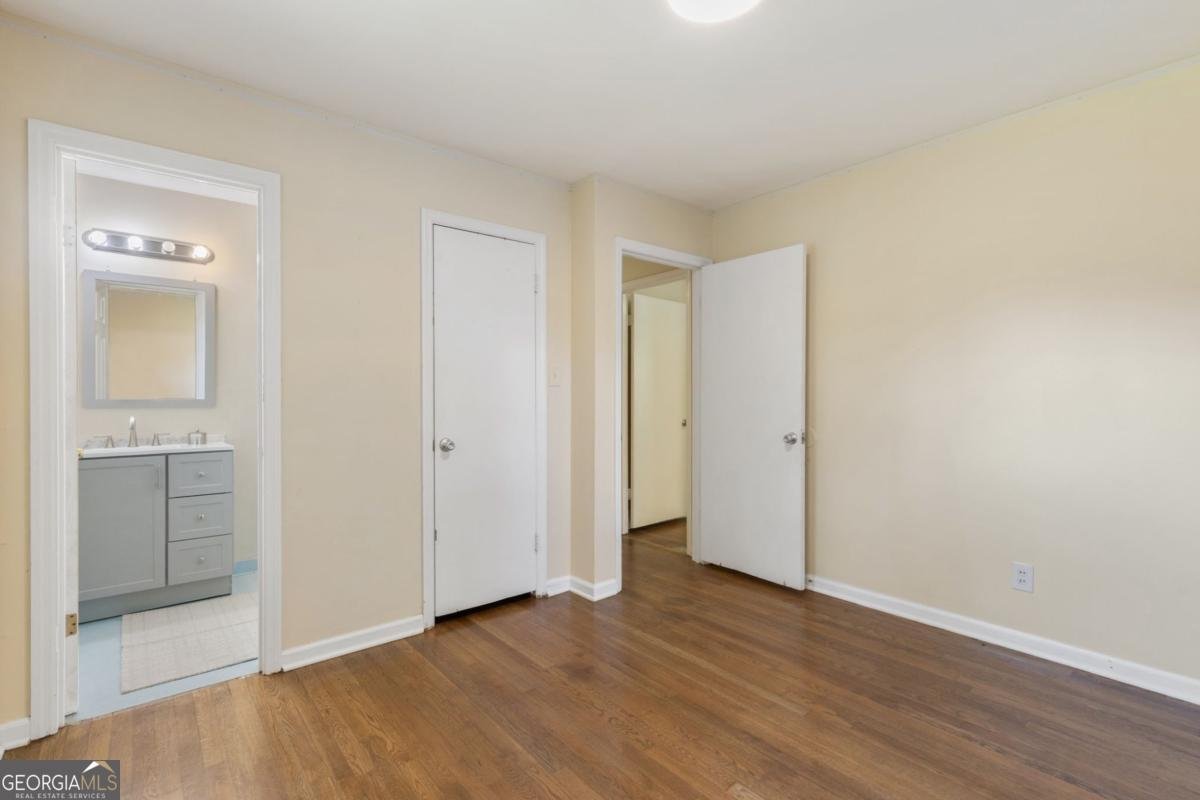 3262 Tara Court Kennesaw - 27