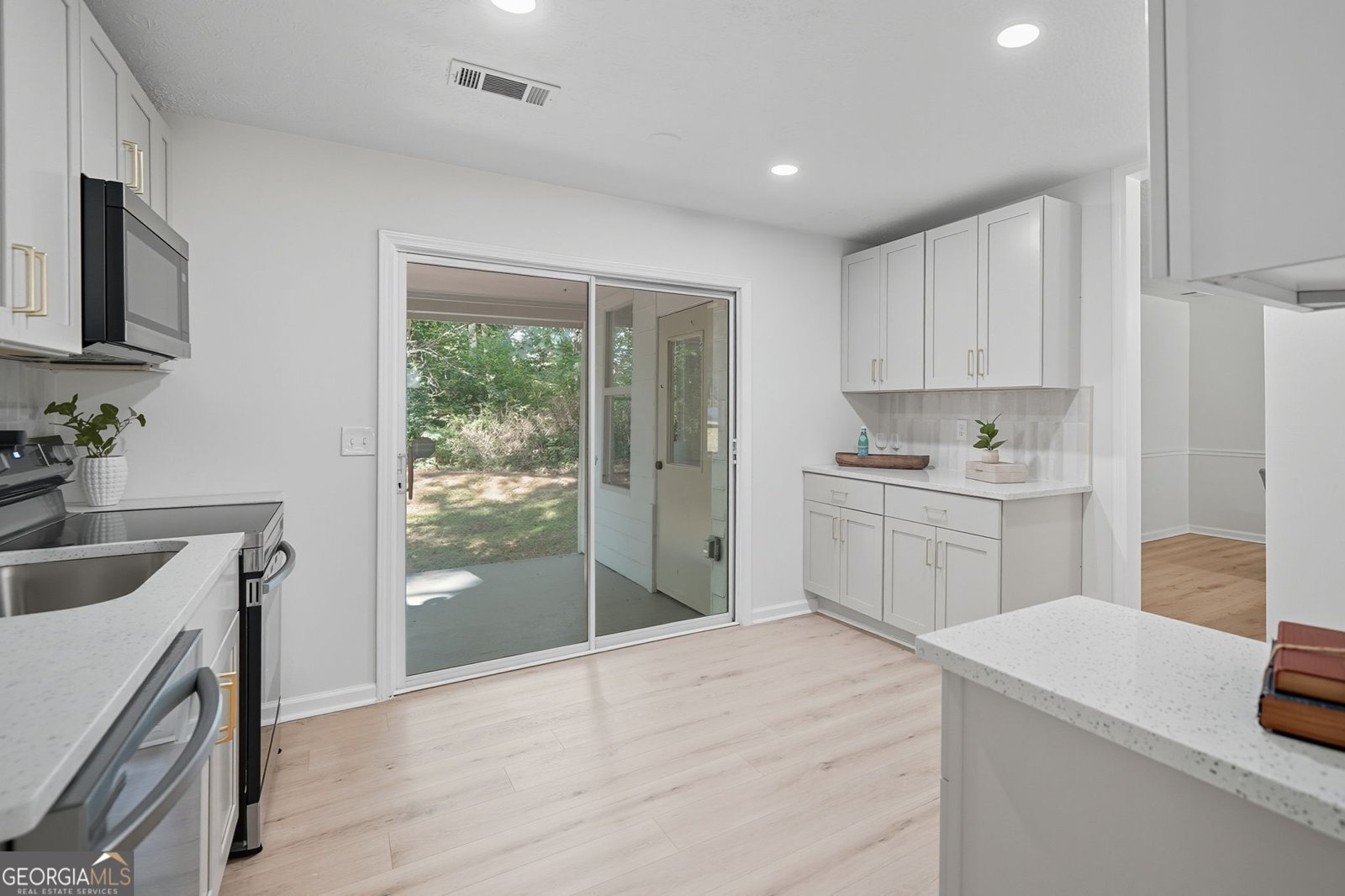 1182 Bailing Drive Lawrenceville - 11
