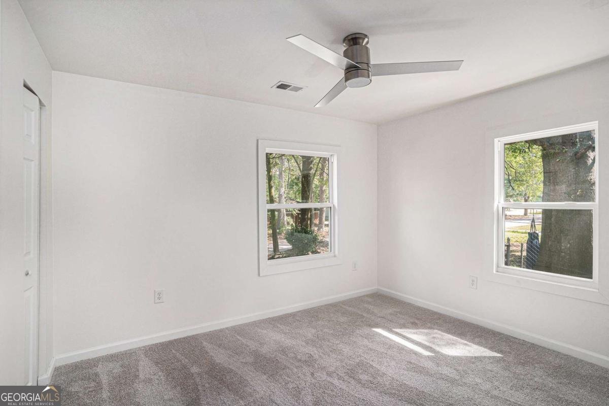 569 Yancey Drive Forest Park - 16