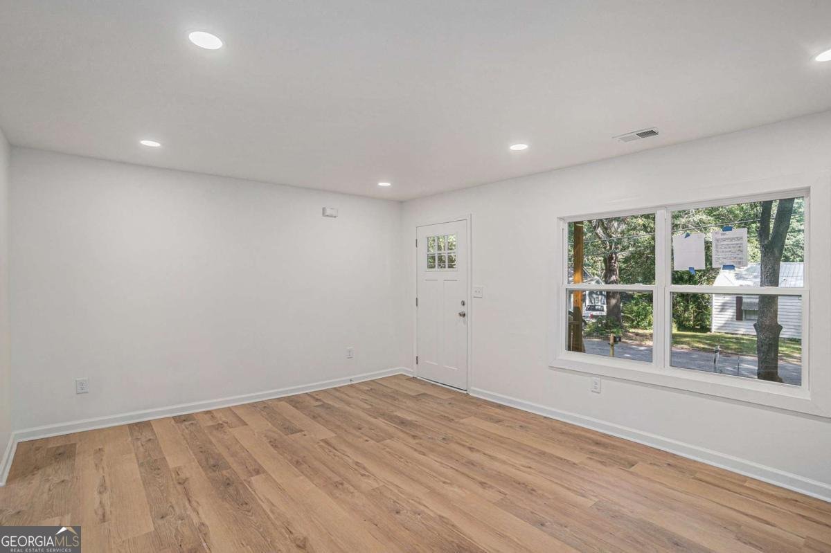 569 Yancey Drive Forest Park - 5