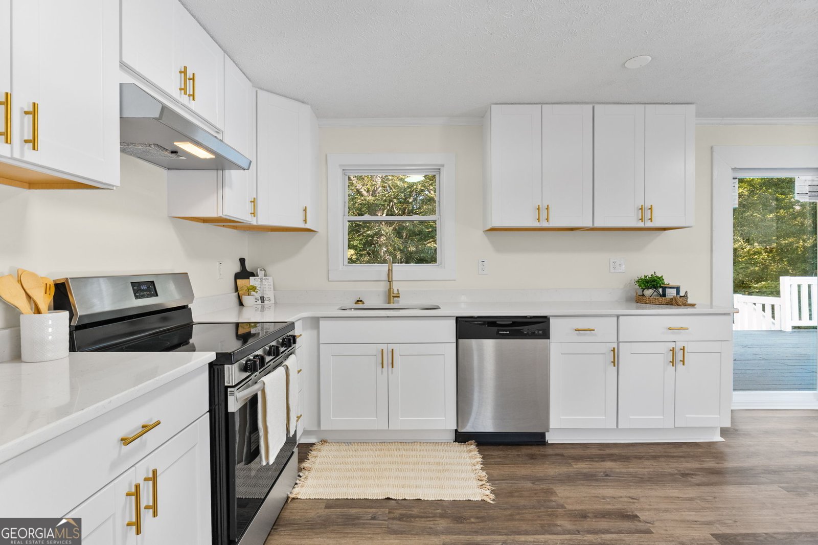37 Johnston Rd Griffin - 6