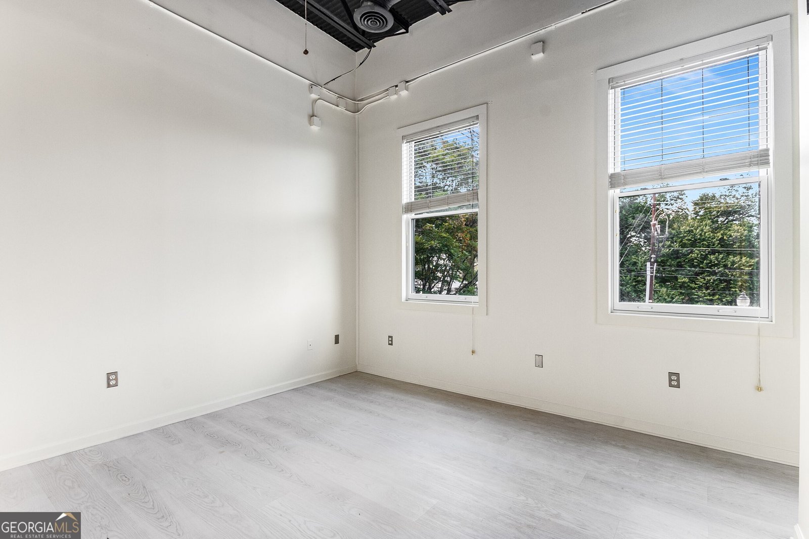5097 Peachtree Road Atlanta - 13