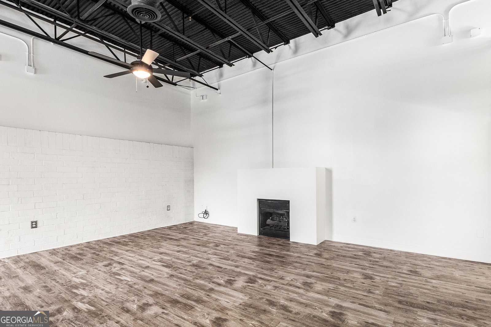 5097 Peachtree Road Atlanta - 5