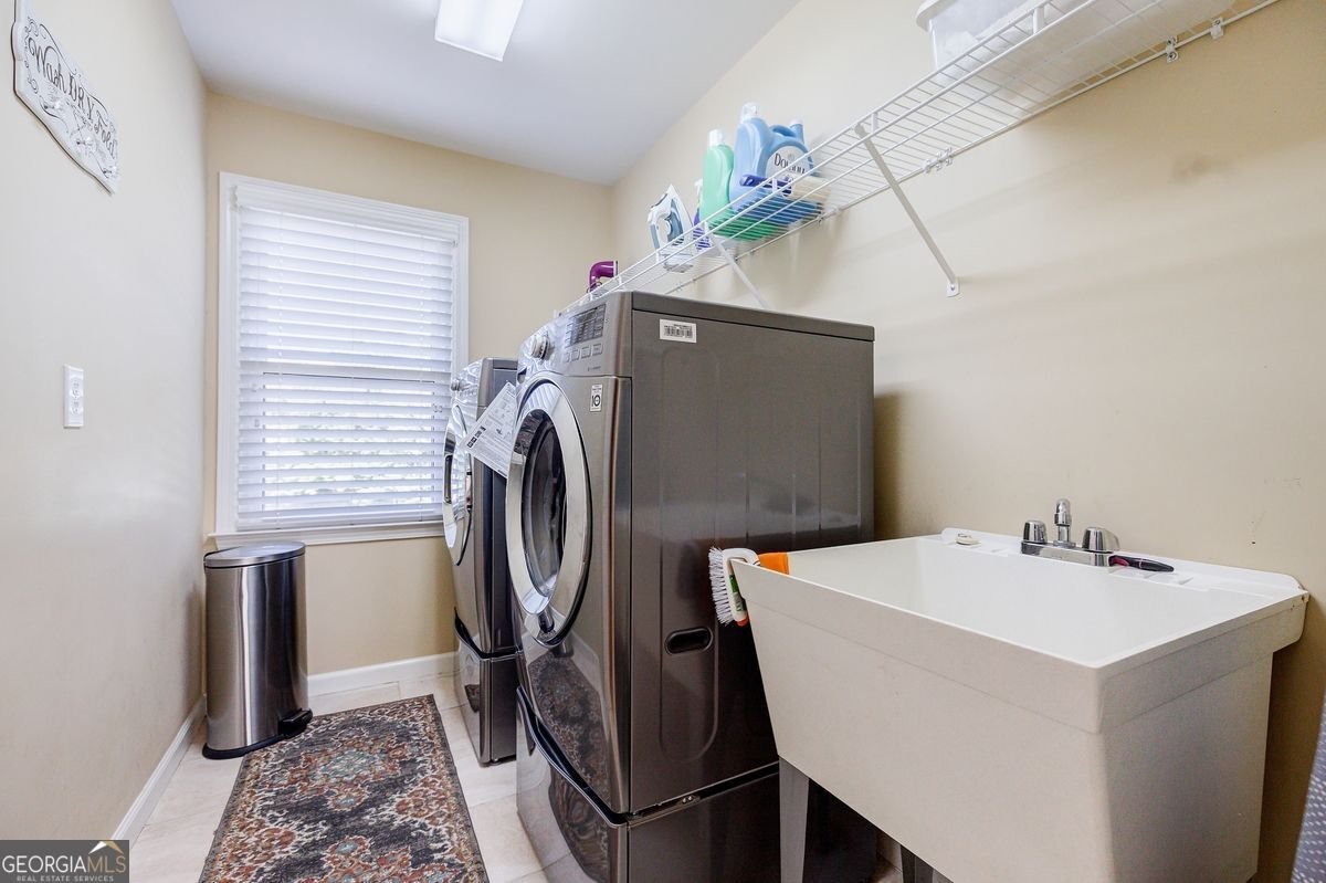 3041 Cadbury Trail Snellville - 48