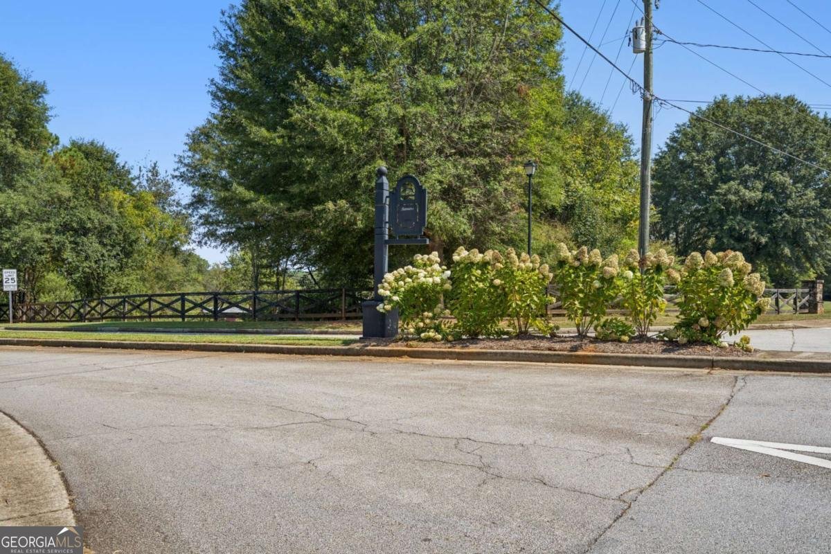 4745 Shady Lake Circle Gainesville - 27