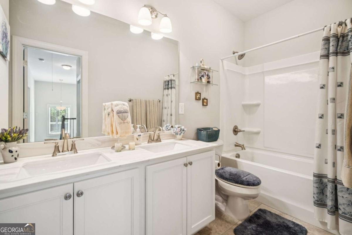 4745 Shady Lake Circle Gainesville - 3