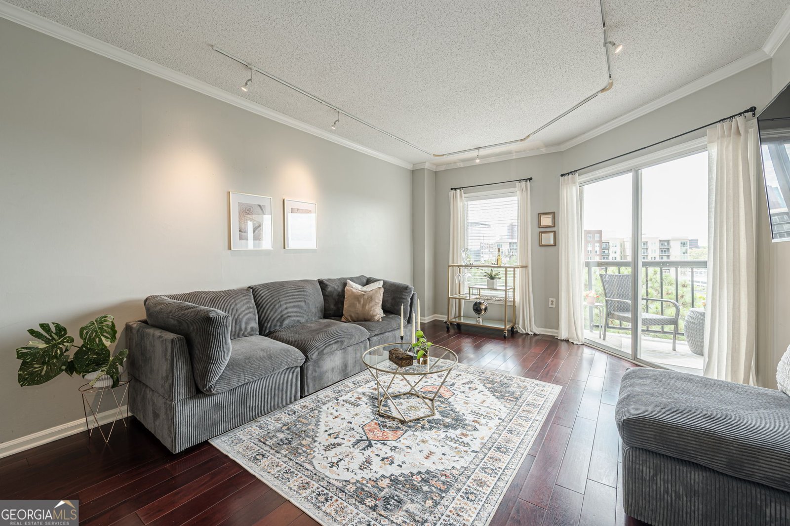 1 Biscayne Drive Atlanta - 19