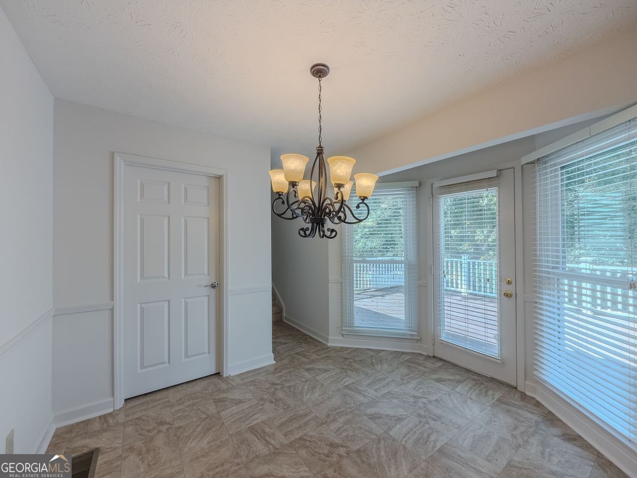 411 HUNTERS GLEN Court Lawrenceville - 12
