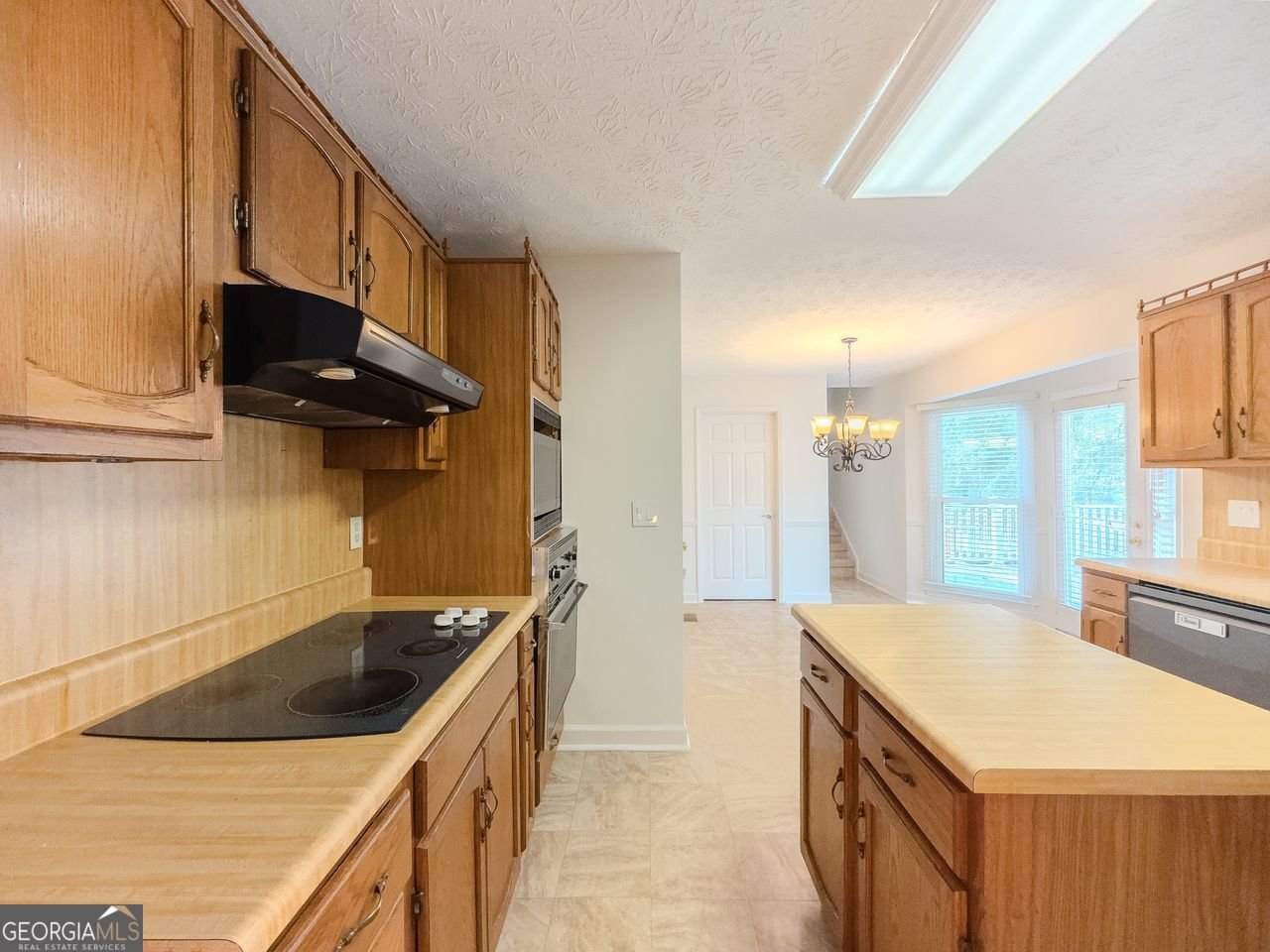 411 HUNTERS GLEN Court Lawrenceville - 7