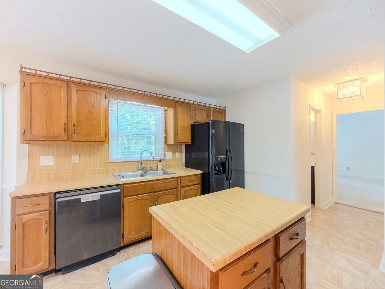 411 HUNTERS GLEN Court Lawrenceville - 9